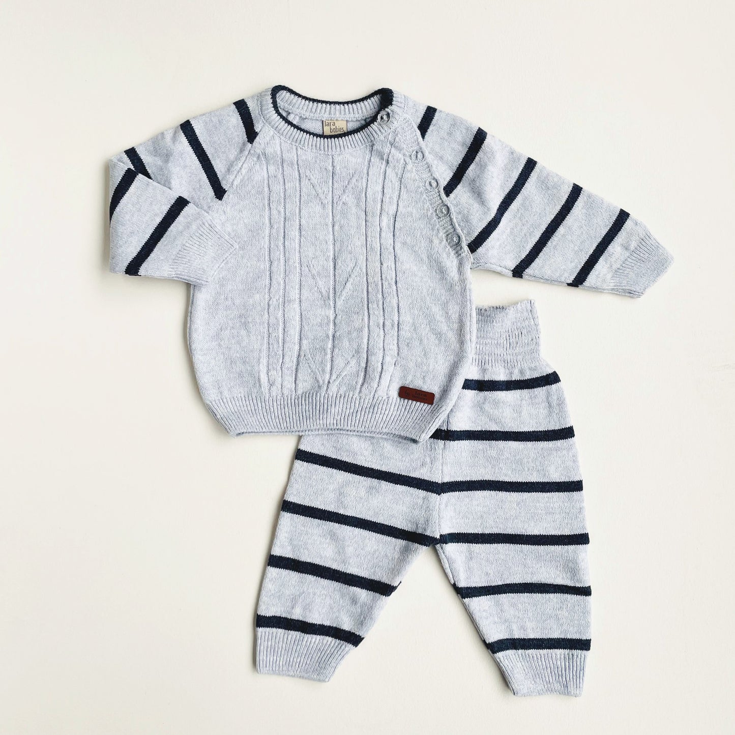 2 piece Baby Long sleeve Soft Knit set