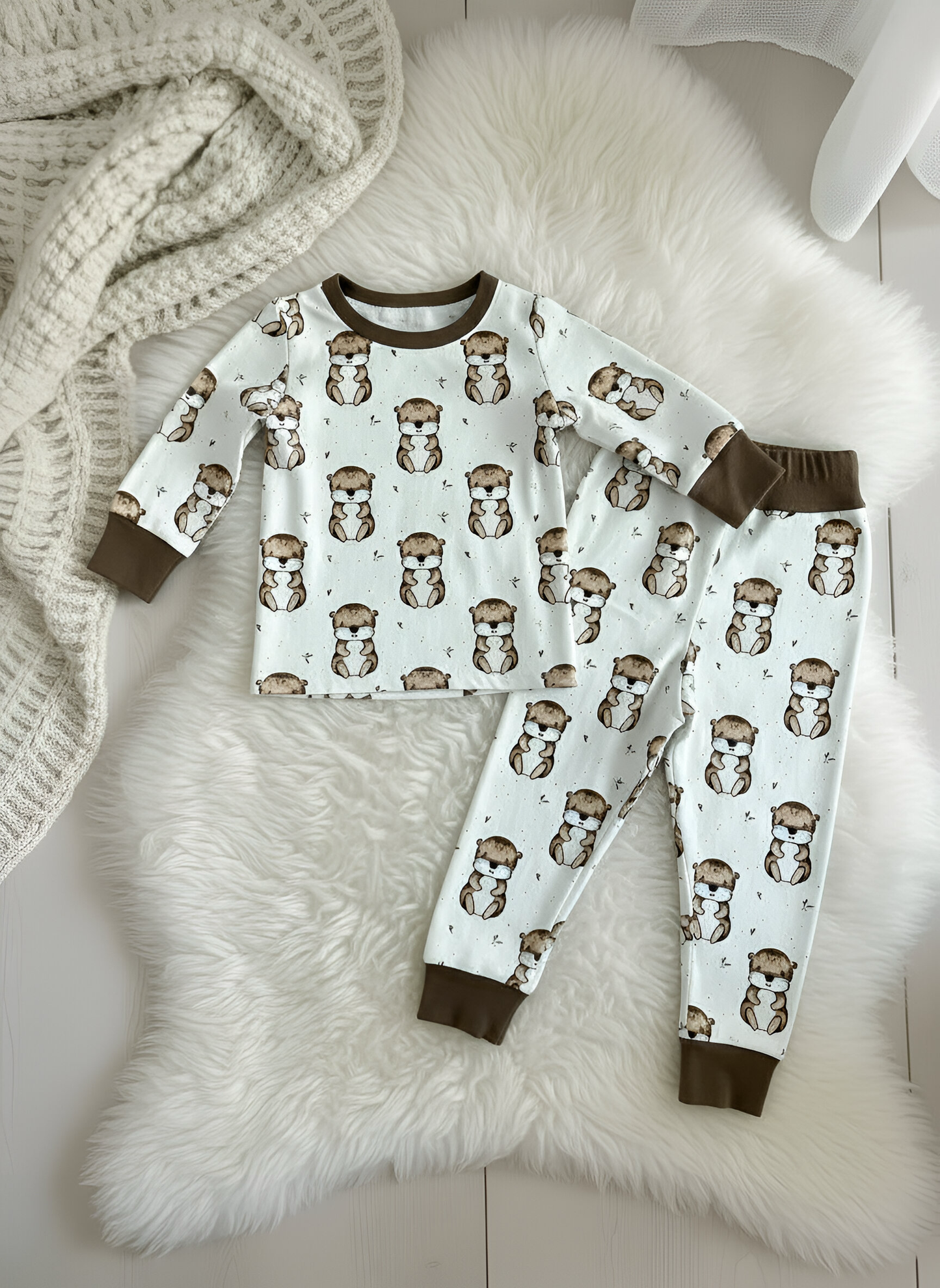 Kids Bamboo 2 piece Pajamas- Baby Otter Print